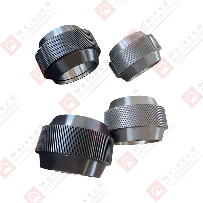 Wałek pelletowy 20CrMnTi z ukośnym rowkiem